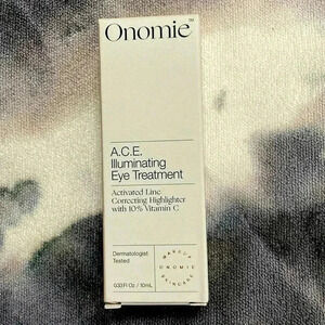 Onomie A.C.E. Illuminating eye treatment